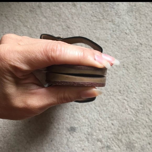 Authentic Tory Burch Thora Sandals - Picture 6 of 6